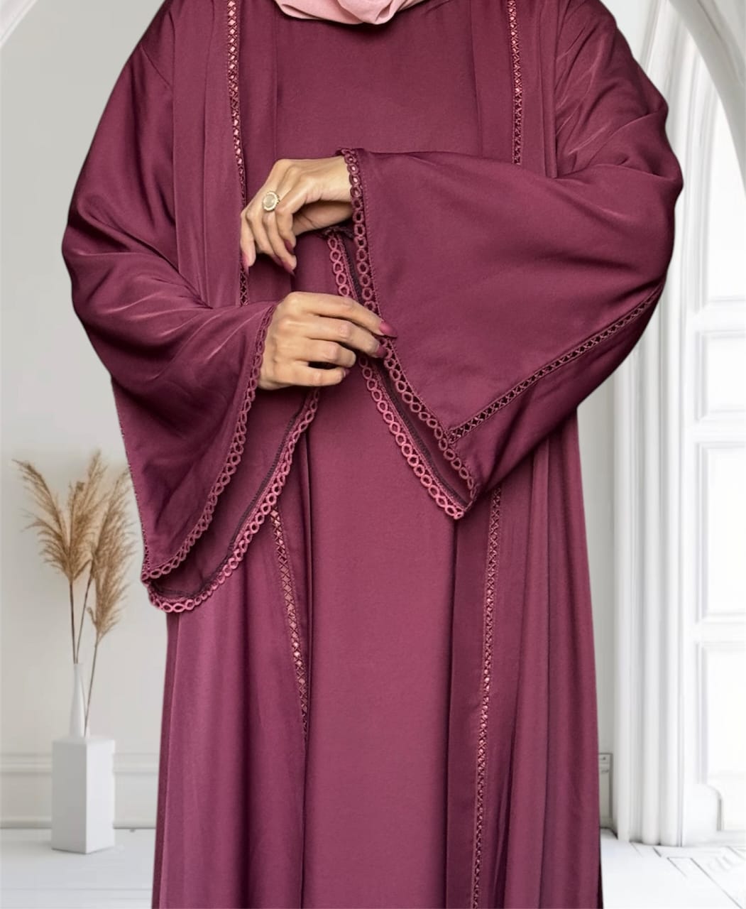 Saudi Arabian Umbrella Sleeves With Center Lace Design - Image 2