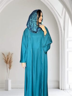 Saudi Arabian Umbrella Sleeves With Center Lace Design